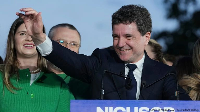 Alegeri prezidențiale în România // Au fost centralizate toate procesele-verbale. Nicușor Dan obține 53,60%