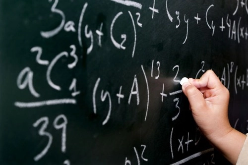 Peste 600 de liceeni vor ajuta absolvenții de gimnaziu să se pregătească de examenul la matematică