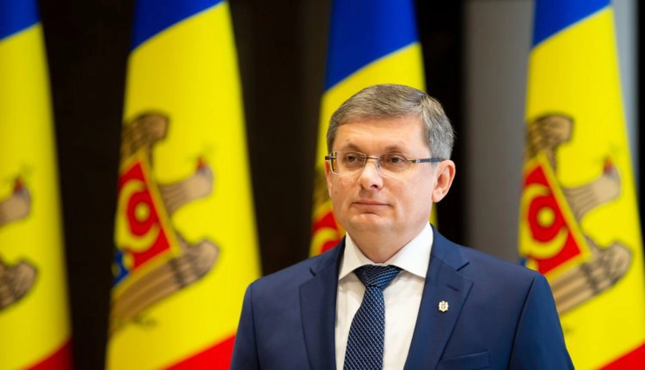 Speakerul Igor Grosu: „Astăzi, românii de pretutindeni sărbătoresc 107 ani de la Unirea Basarabiei cu România”