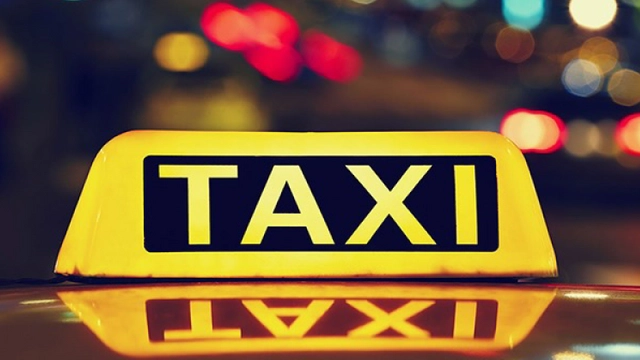 Noi reguli de impozitare pentru salariile șoferilor de taxi, aplicate din 1 iulie