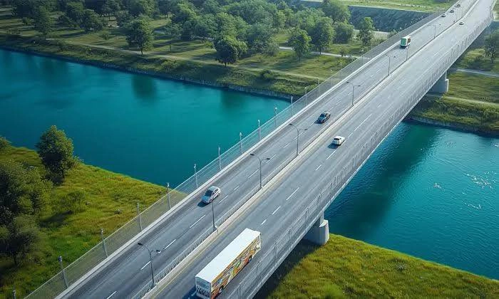 Podul peste Prut de la Ungheni // Pe șantier au fost aduse primele elemente de tablier metalic