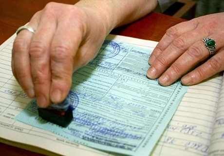 Certificatul de concediu medical va fi eliberat în format digital. Noile reguli, în vigoare din 1 martie 2026