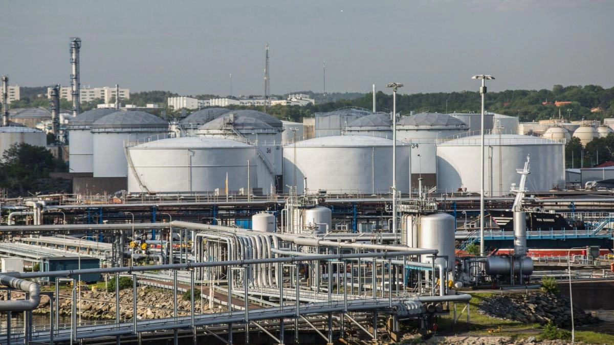 Un nou pas pentru consolidarea securității energetice: Republica Moldova va crea stocuri de urgență de produse petroliere