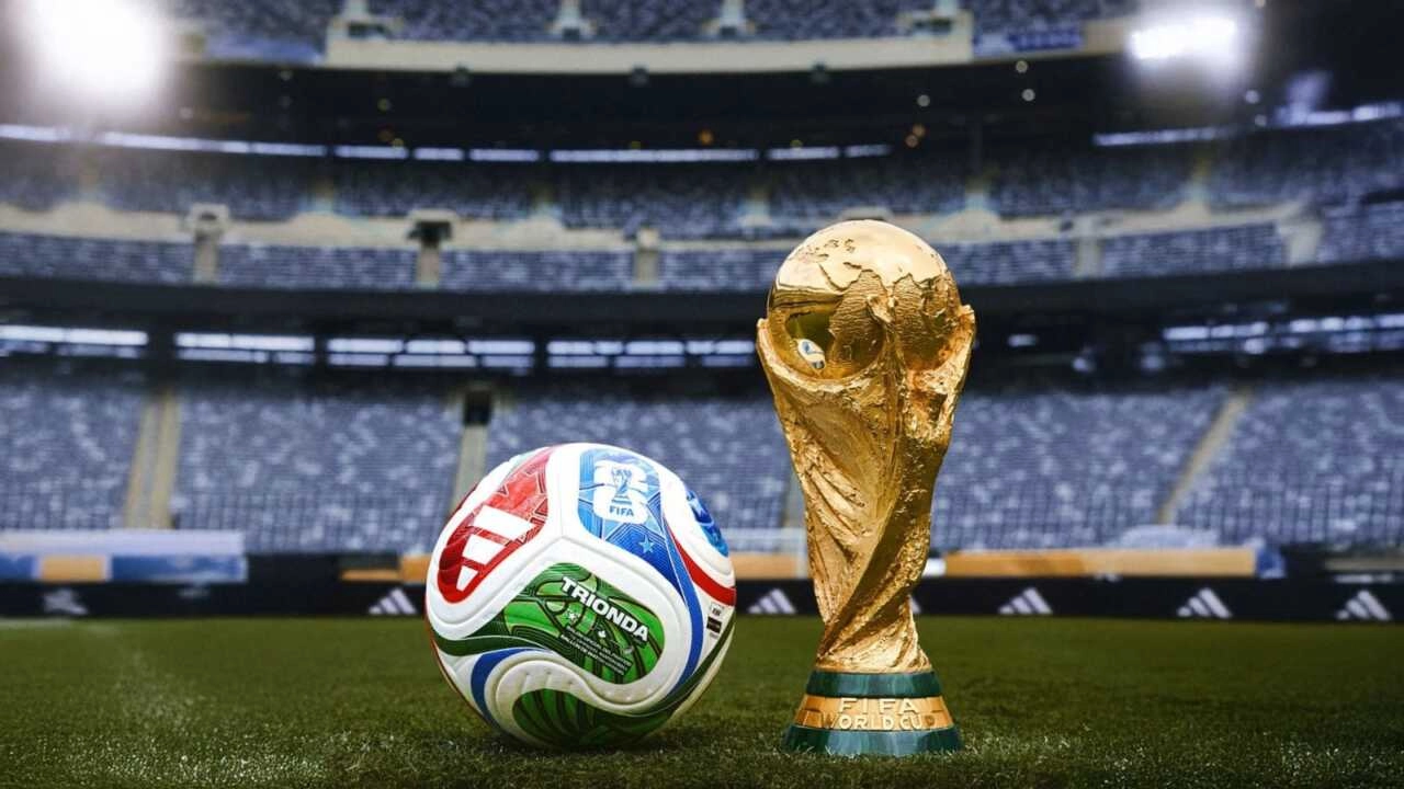 Începe Cupa Mondială 2026: primul turneu găzduit de trei țări, cu 48 de echipe și peste 100 de meciuri