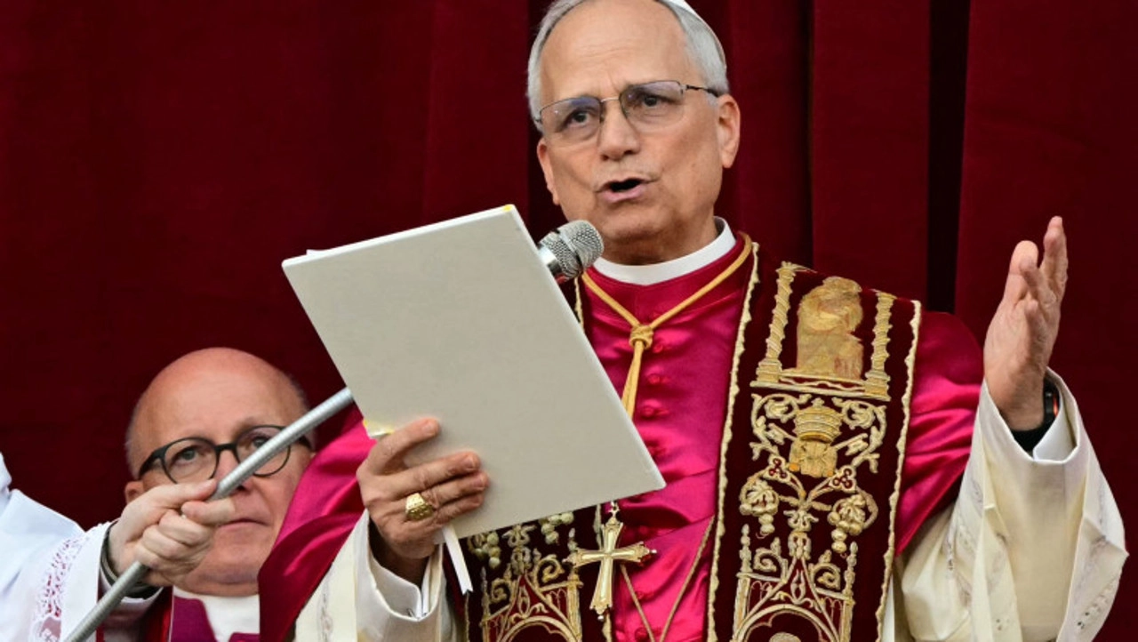 Papa Leon al XIV-lea cere încetarea pandemiei de arme