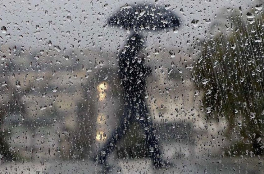 Meteorologii au anunțat pentru mâine Cod galben de ploi puternice