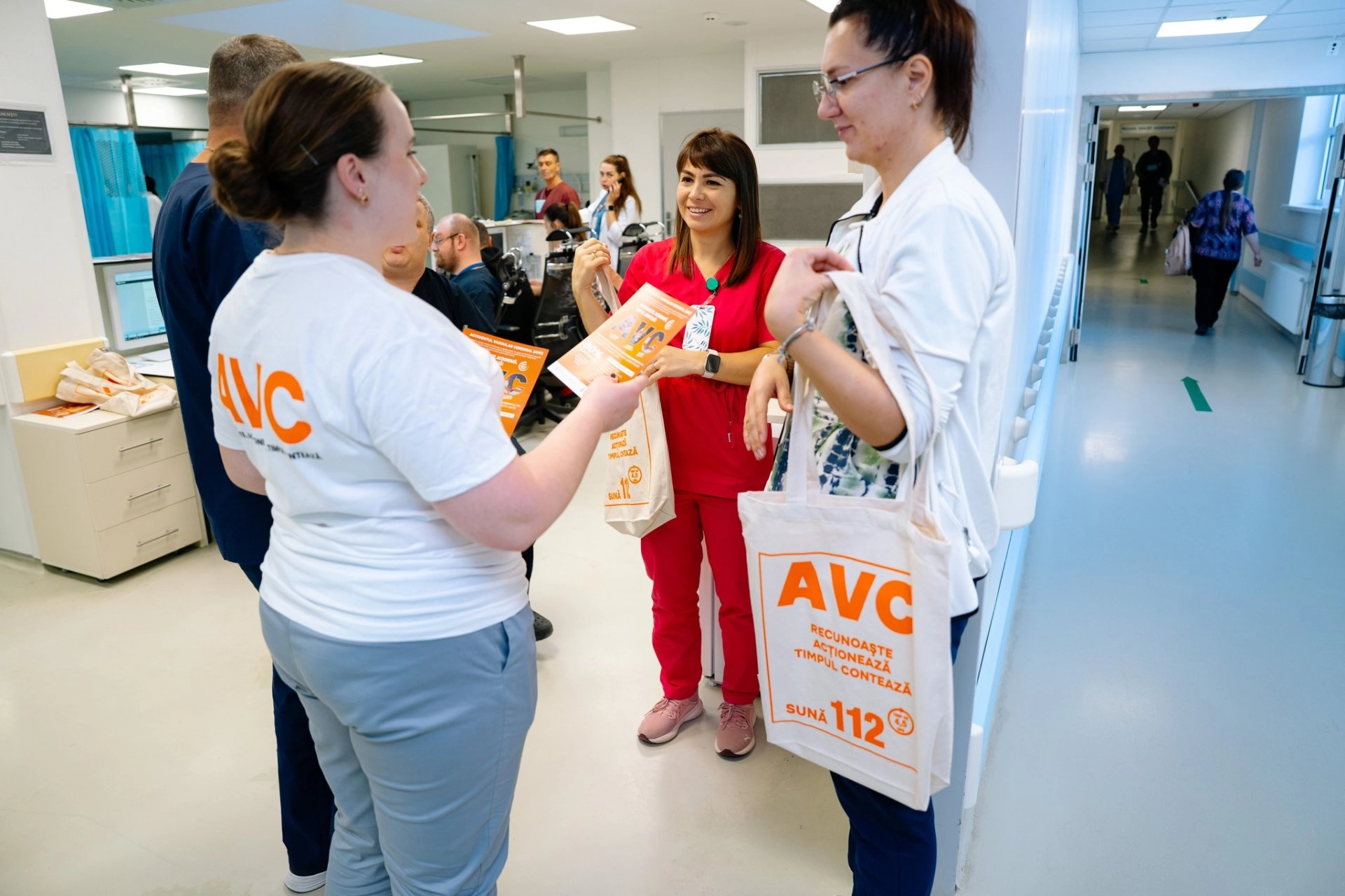 Pacienții Institutului de Medicină Urgentă au fost instruiți cum să recunoască semnele unui AVC
