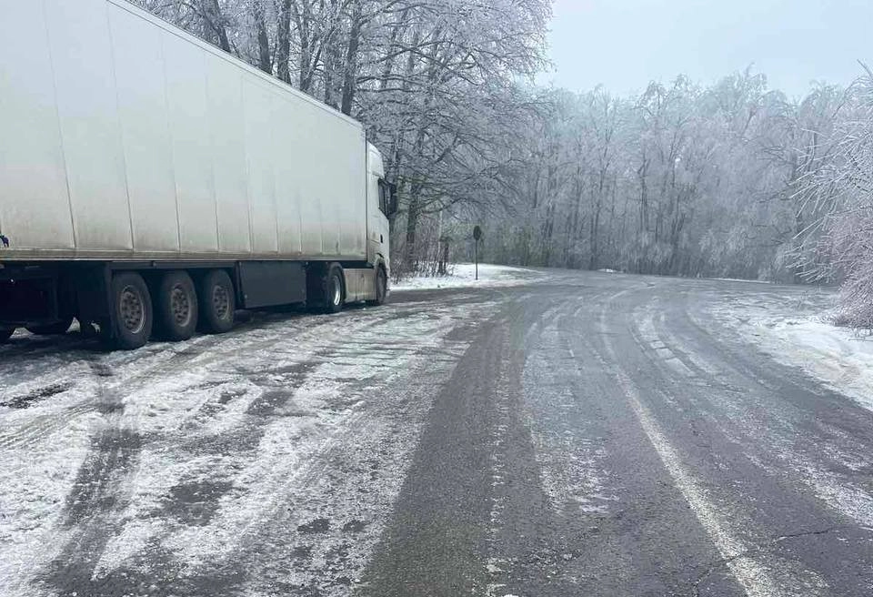 Traficul autovehiculelor de mare tonaj, restricționat în toate punctele de trecere a frontierei