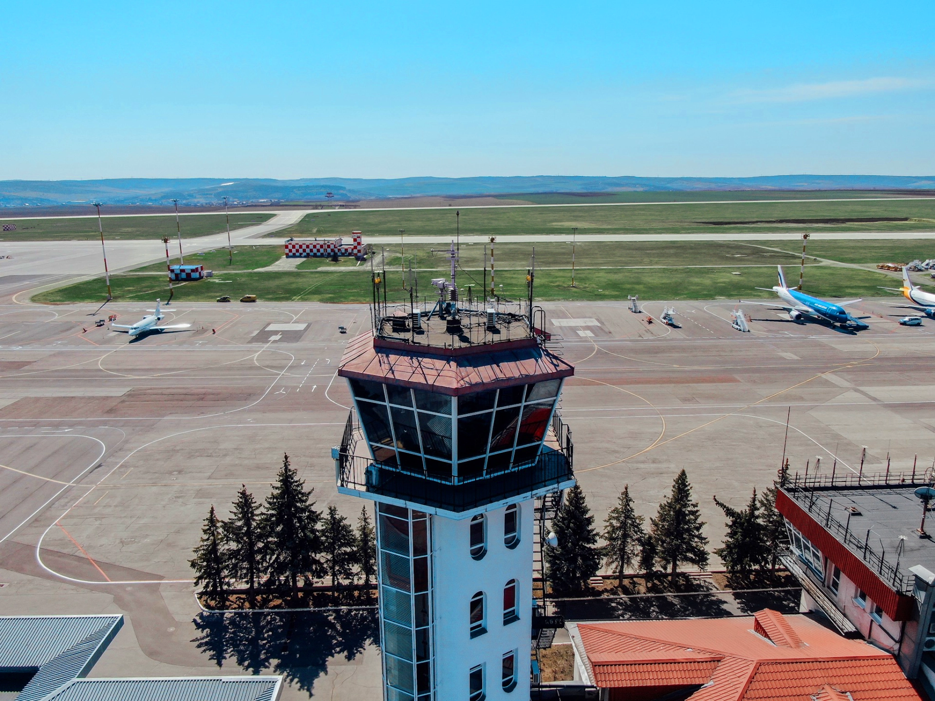 Traficul aerian din Republica Moldova va fi monitorizat în baza unui sistem de performanță european