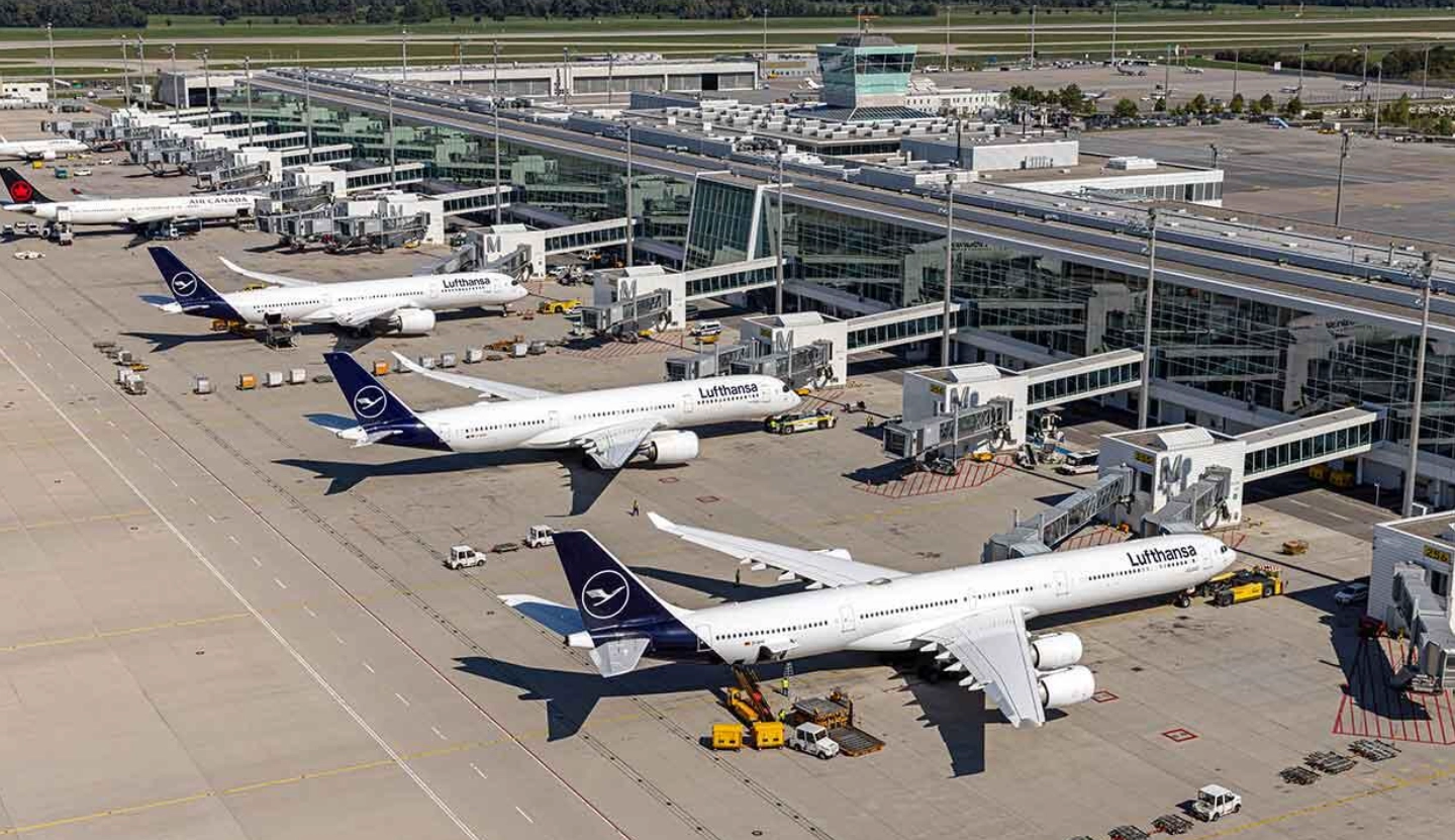 Zeci de zboruri anulate la Munchen după apariția unor drone în spațiul aerian