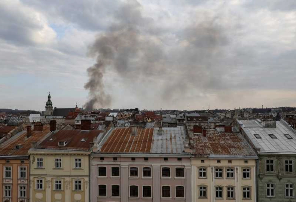 Rusia a lansat marți unul dintre cele mai mari atacuri în plină zi împotriva Ucrainei, cu peste 400 de drone