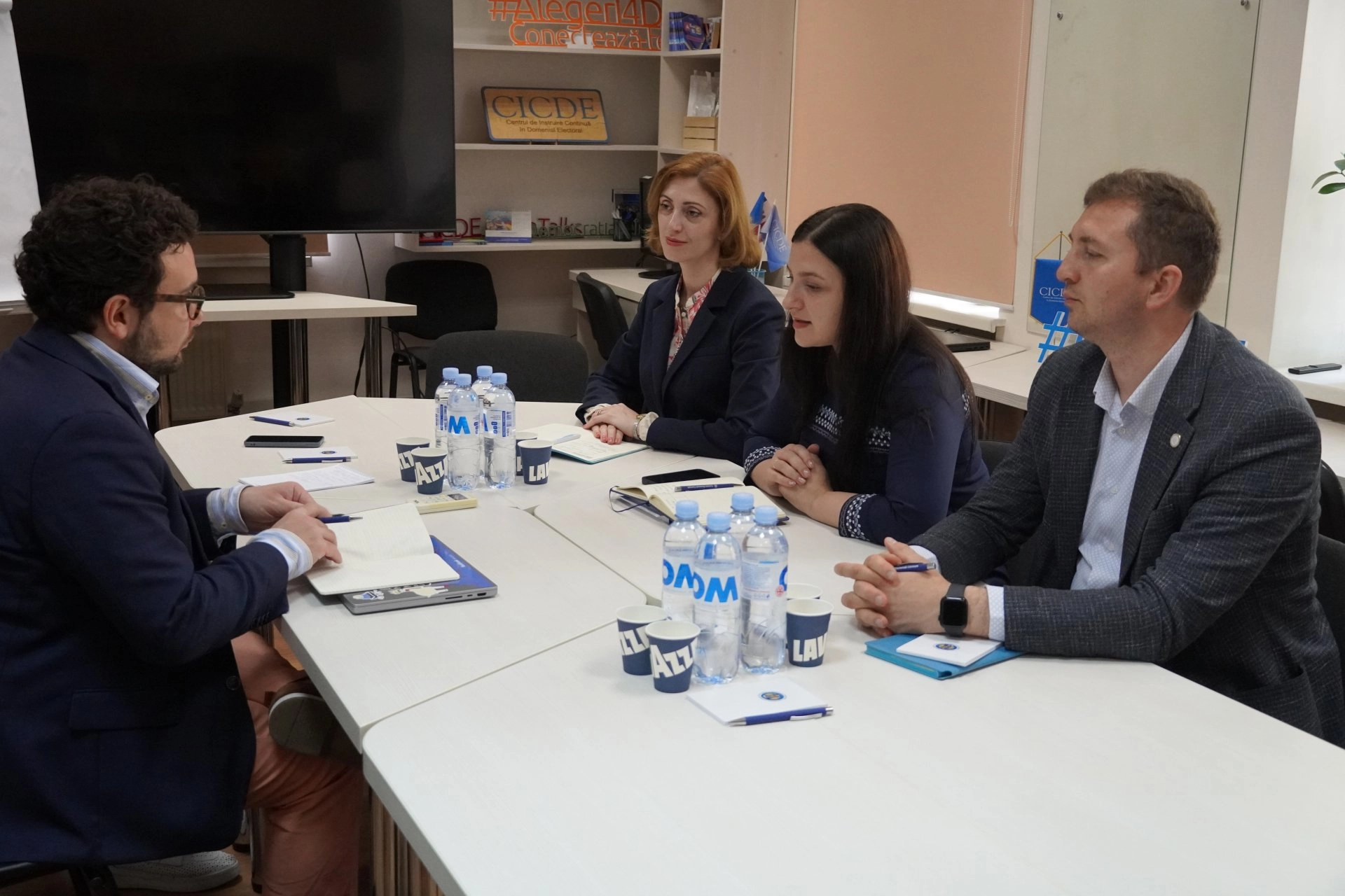 Procesele electorale din Republica Moldova, în vizorul Google și META