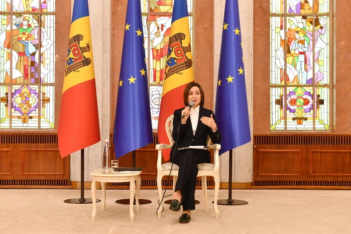 Maia Sandu: „Pacea și libertatea Republicii Moldova pot fi asigurate prin aderarea la UE; relația strategică cu România, pilon central al securității, stabilității și dezvoltării”