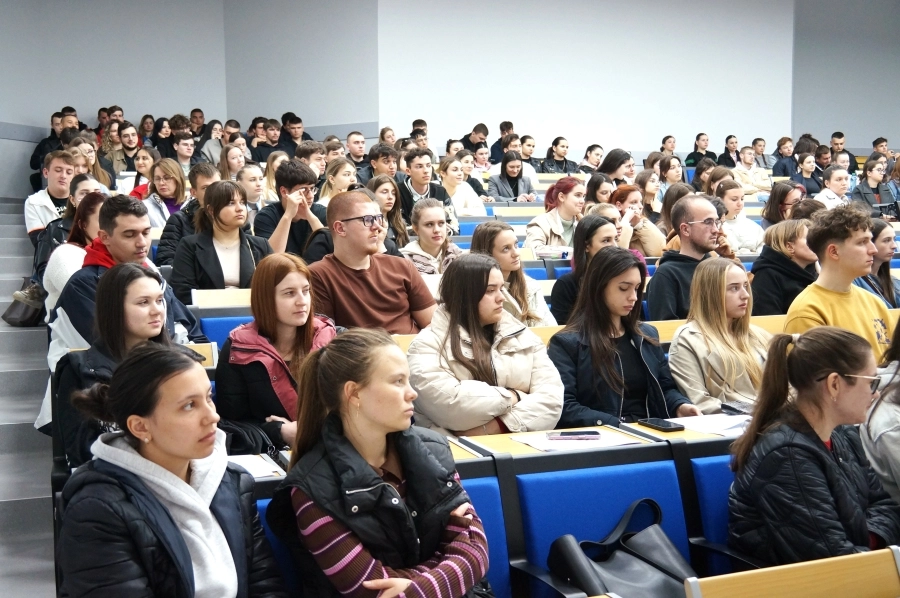 Examenele de absolvire a gimnaziului vor fi monitorizate de peste o mie de observatori