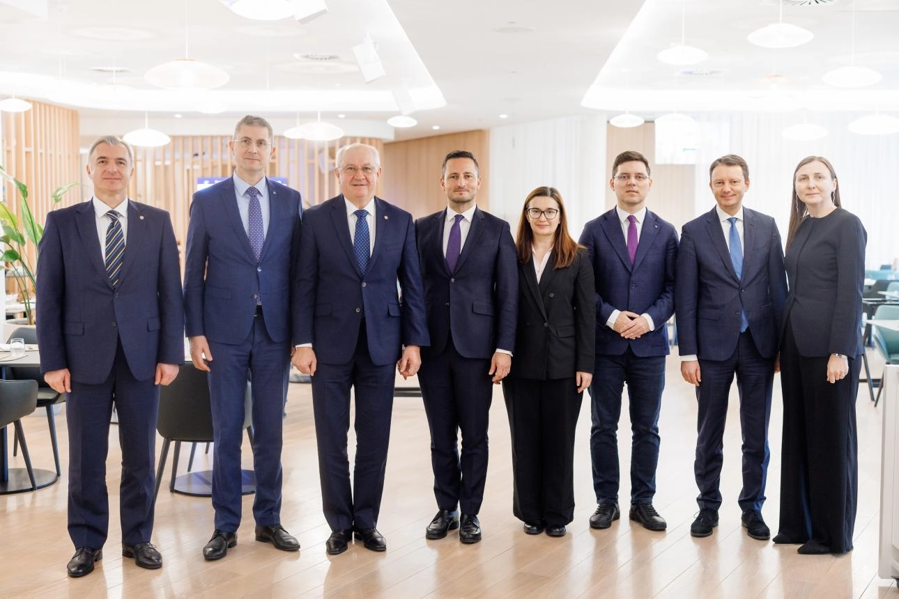 Premierul Alexandru Munteanu a avut o discuție cu eurodeputați români, susținători fideli ai parcursului european al Republicii Moldova