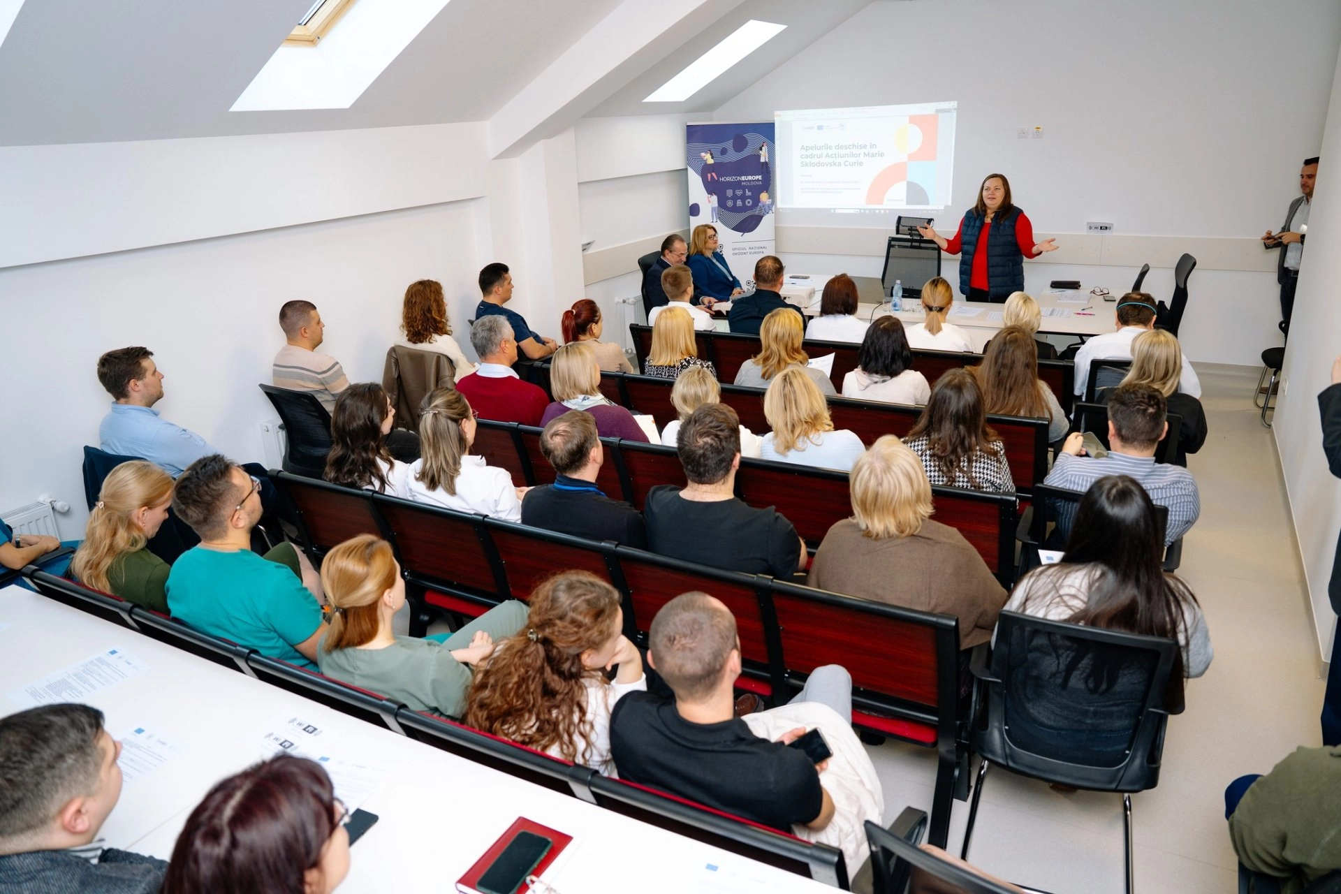 Cercetători și medici au fost instruiți despre accesarea finanțărilor europene în domeniul sănătății