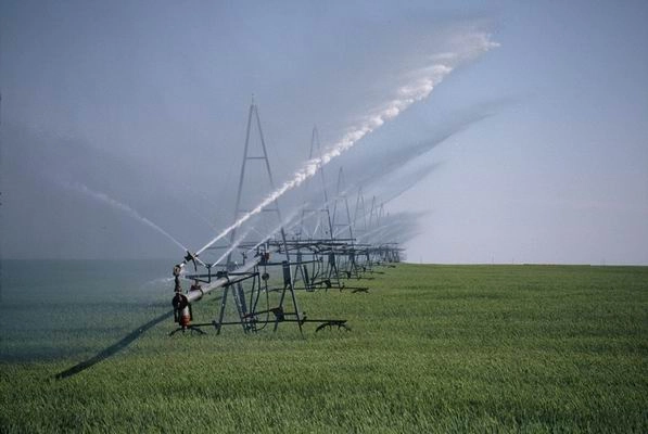 Aproape 1.900 de hectare din raionul Briceni vor fi conectate la un sistem modernizat de irigare