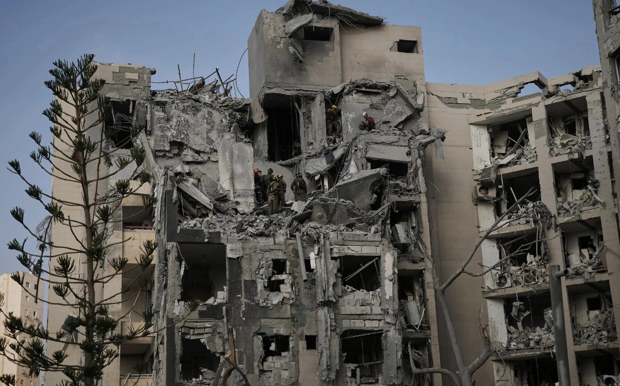 Armistițiul lui Trump a fost încălcat. Ministrul apărării israelian ordonă atacuri asupra Iranului