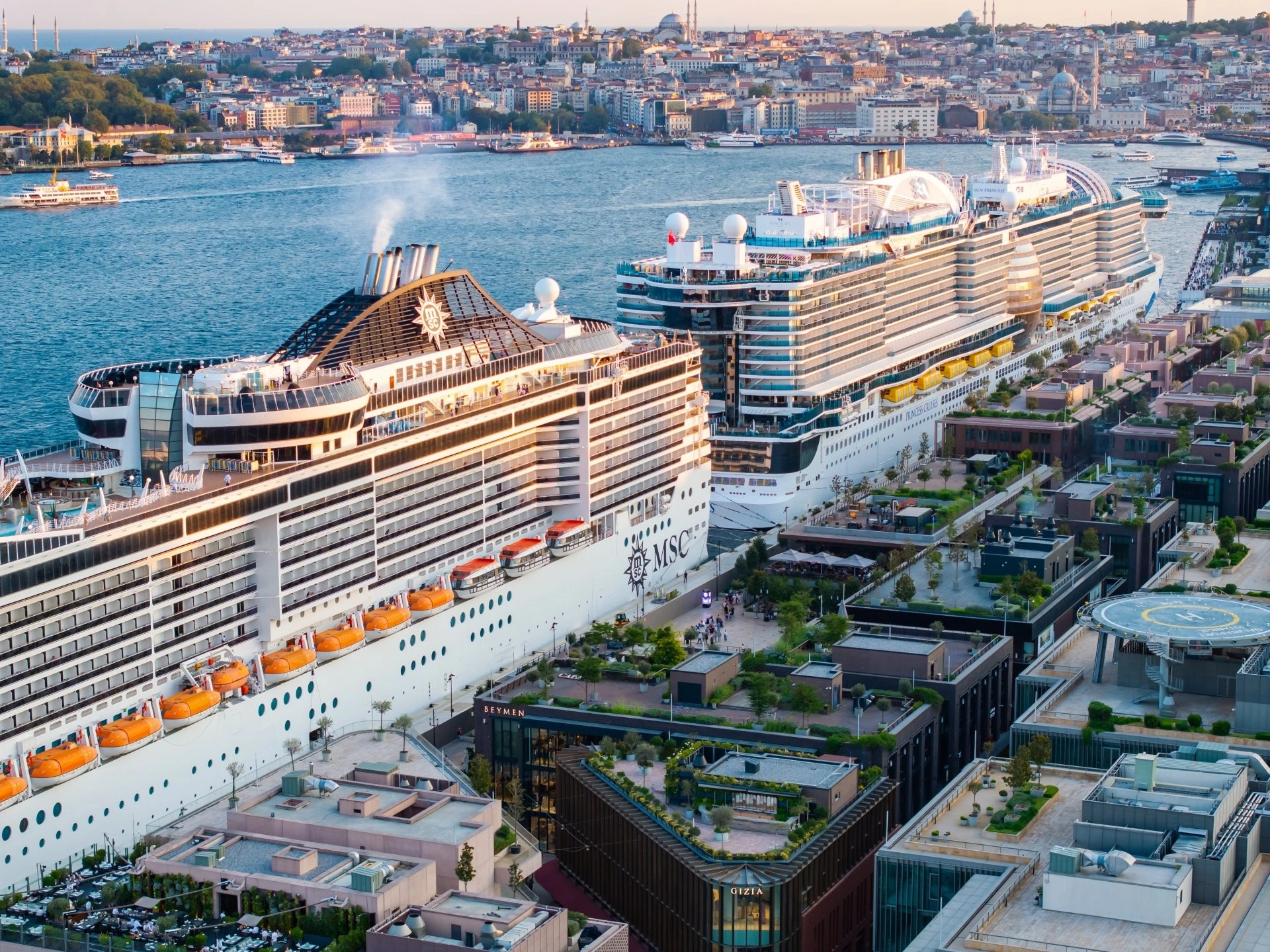 Turcia atinge un record istoric în turismul de croazieră: peste 1,5 milioane de pasageri în opt luni