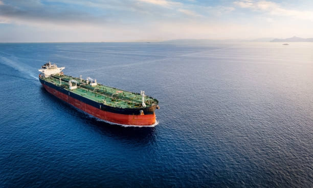 Lumea se confruntă cu cea mai mare întrerupere a aprovizionării cu petrol din istorie, susține Agenţia Internaţională pentru Energie