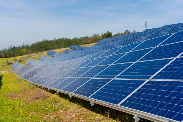 Primele centrale fotovoltaice ale producătorilor eligibili mari au fost puse în funcțiune în Republica Moldova