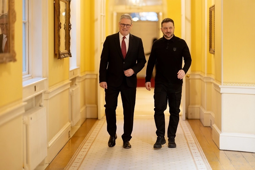 Summit organizat la Londra, cu participarea liderilor din mai multe țări: Europa trece printr-un „moment unic” pentru „securitatea sa”