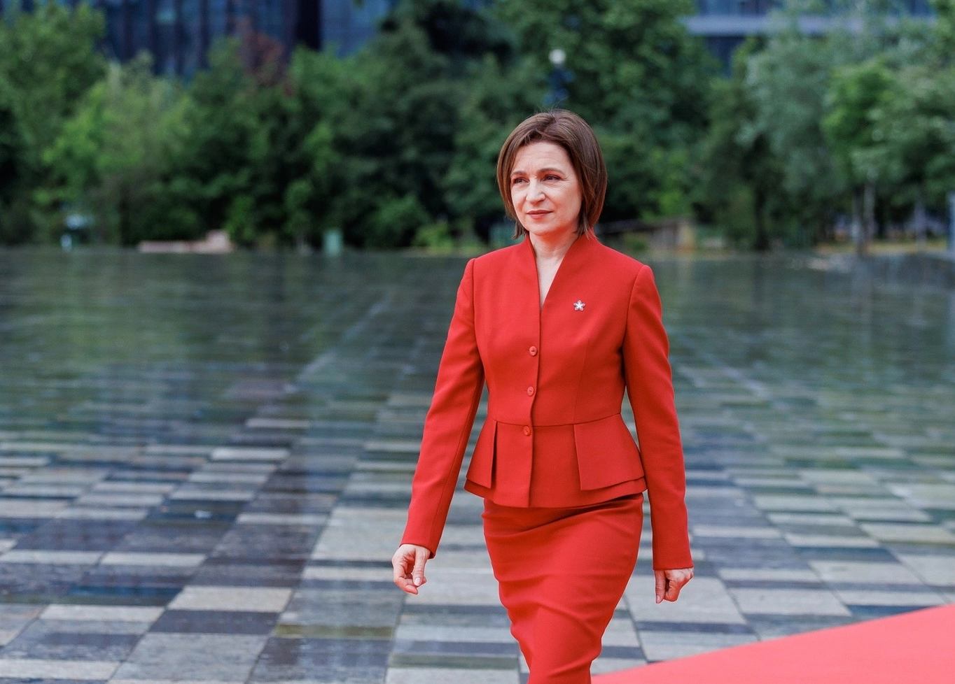 Președinta Maia Sandu: „Felicitări, România! Felicitări, Nicușor Dan!”