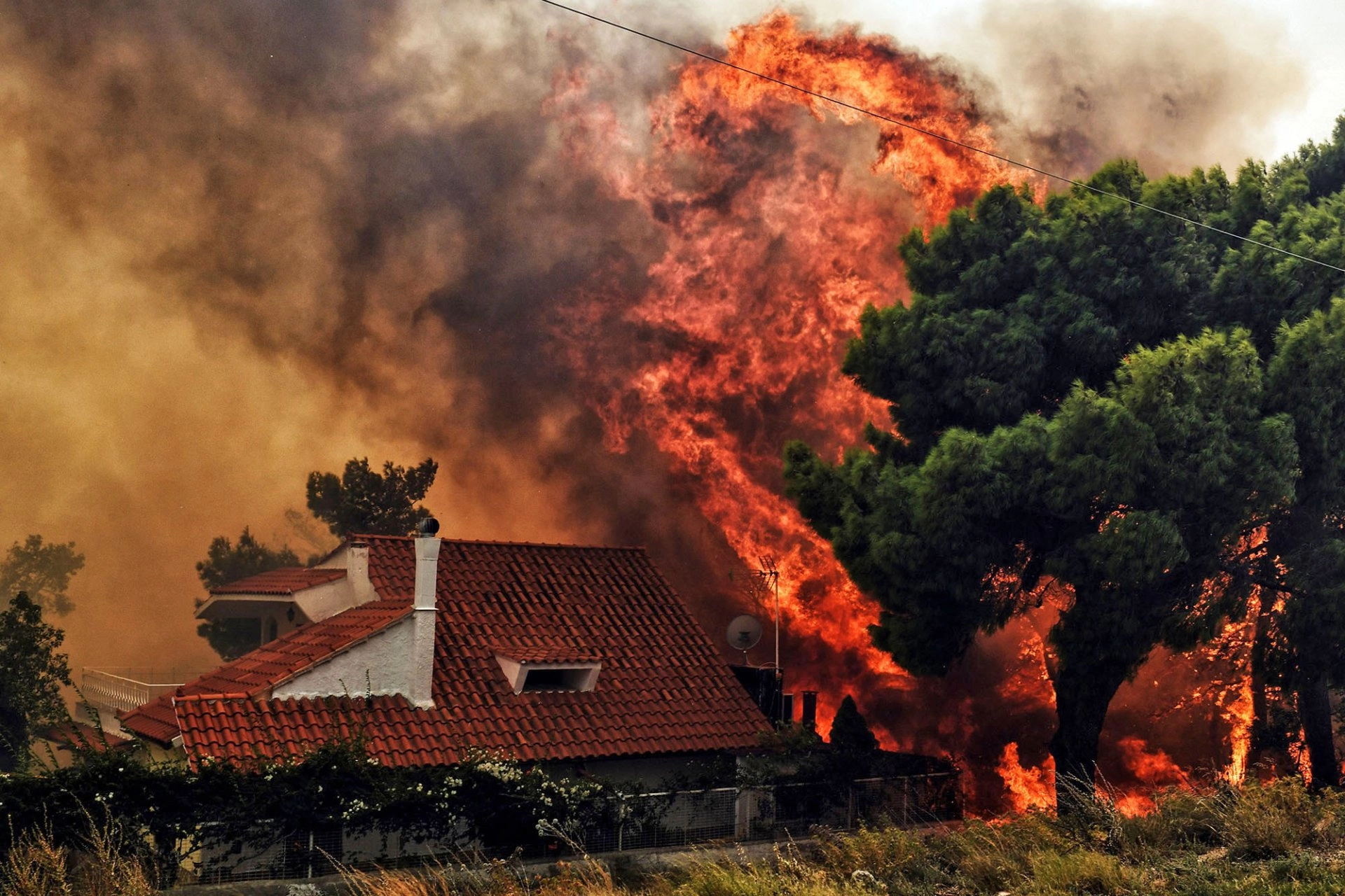 Alertă de călătorie în Grecia! Risc sporit de incendii