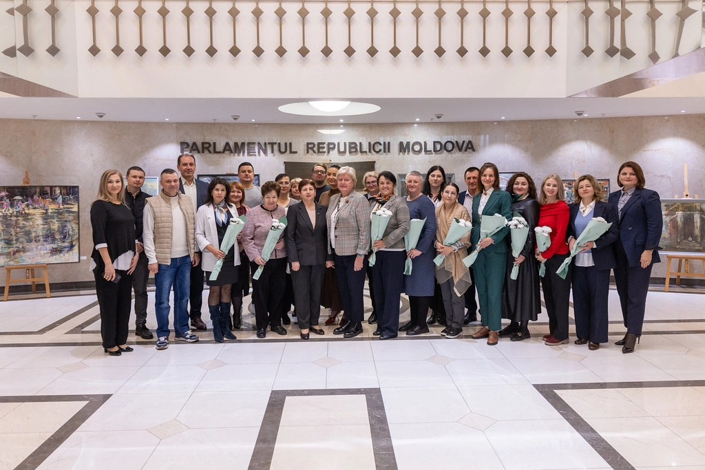 Studenții de la Universitatea „Ion Creangă” își vor putea face practică la Parlament