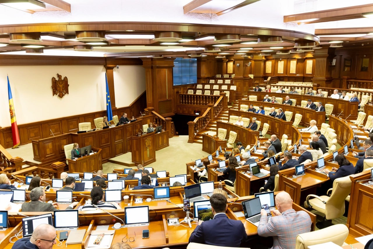 Votat în Parlament. Veteranii celui de-al Doilea Război Mondial vor primi un ajutor financiar de 30 000 de lei