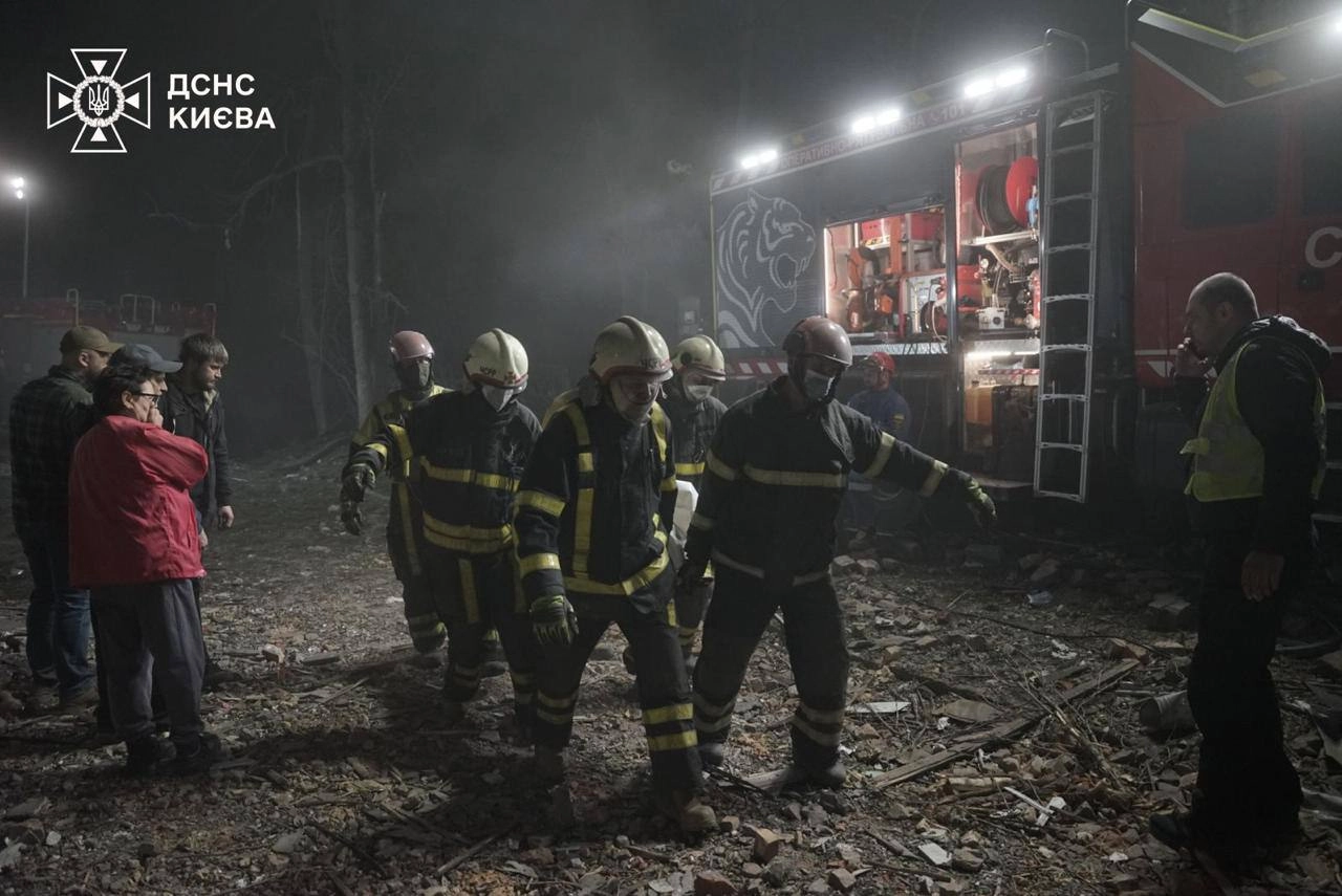 Kievul a fost atacat cu rachete: nouă persoane au fost ucise și peste 70 rănite