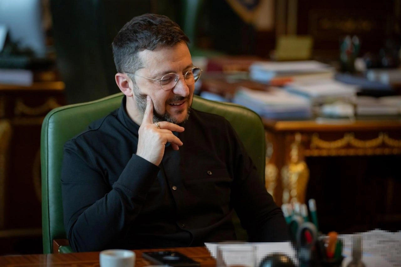 Volodimir Zelenski a discutat cu Nicușor Dan și l-a felicitat pentru victoria în alegerile prezidențiale din România