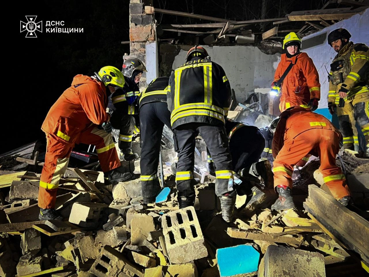 Rusia a atacat masiv infrastructura energetică din Ucraina