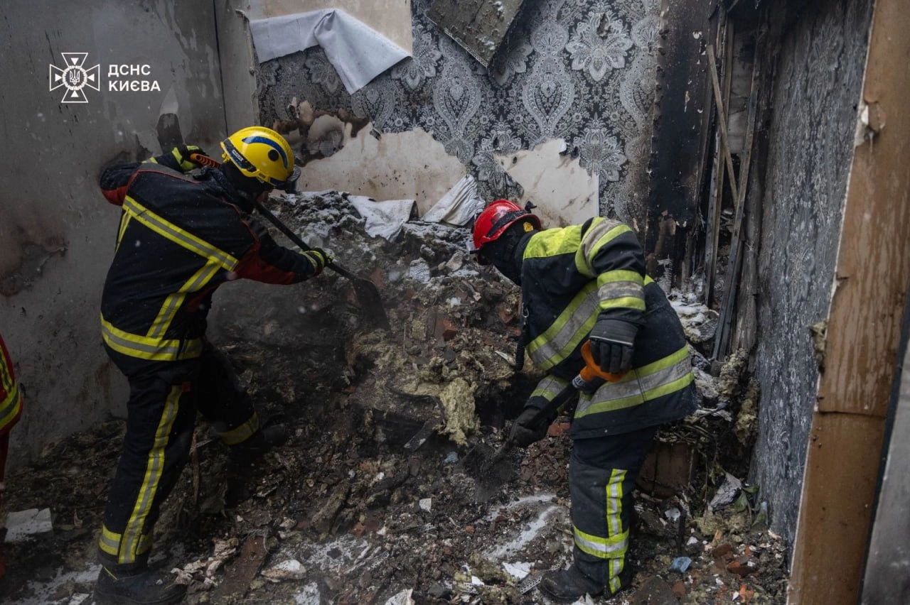 Rusia a lansat noaptea trecută un val de drone asupra Kievului