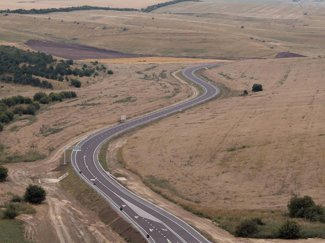 Două trasee strategice din sudul țării vor fi reabilitate cu sprijinul BERD