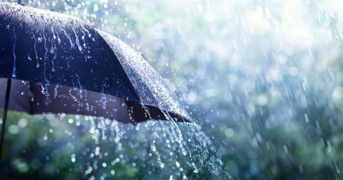 Vremea se schimbă brusc: meteorologii au emis Cod galben de ploi puternice