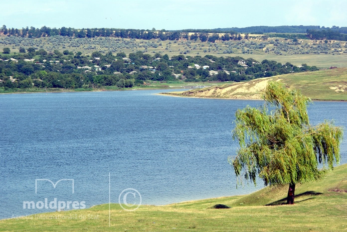 Vreme frumoasă și maxime de până la +26 de grade Celsius, prognozate pentru ziua de joi