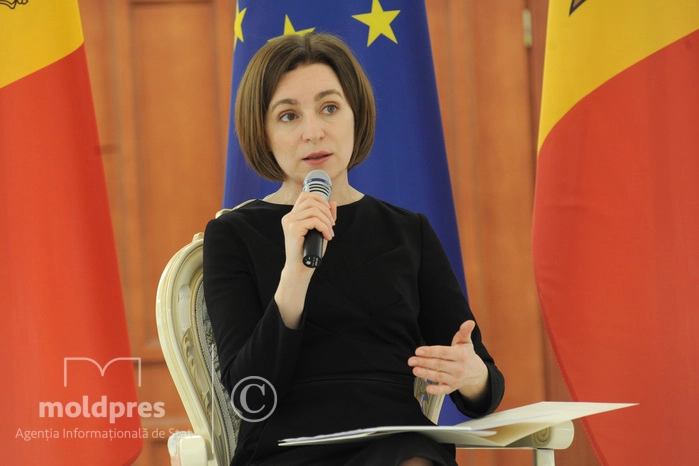 Președinta Maia Sandu îndeamnă moldovenii cu cetățenie română să participe la alegerile prezidențiale din România: „Avem ocazia să ne facem vocea auzită”