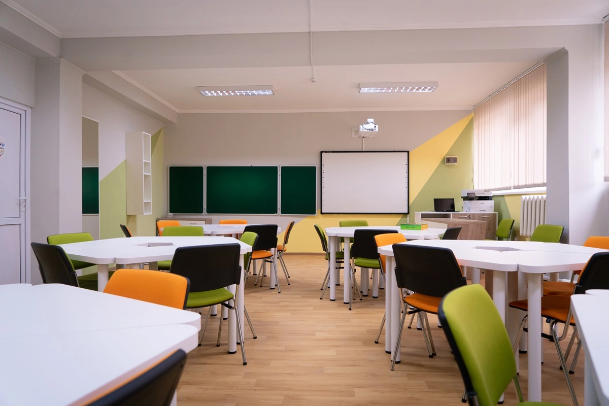 15 școli model vor fi renovate cu ajutorul Băncii Consiliului Europei