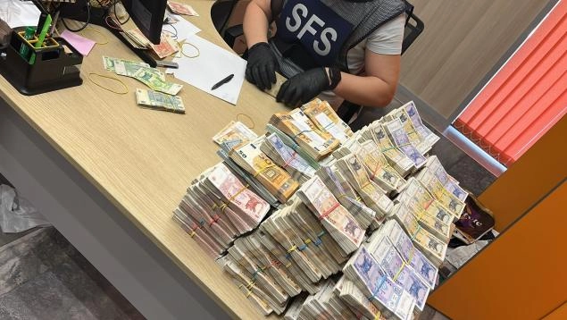 O schemă de evaziune fiscală și spălare de bani de peste 13 milioane de lei a fost destructurată