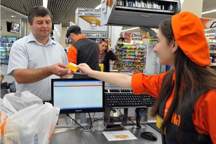 Angajații vor putea beneficia de tichete de masă și pentru orele de muncă din timpul nopții