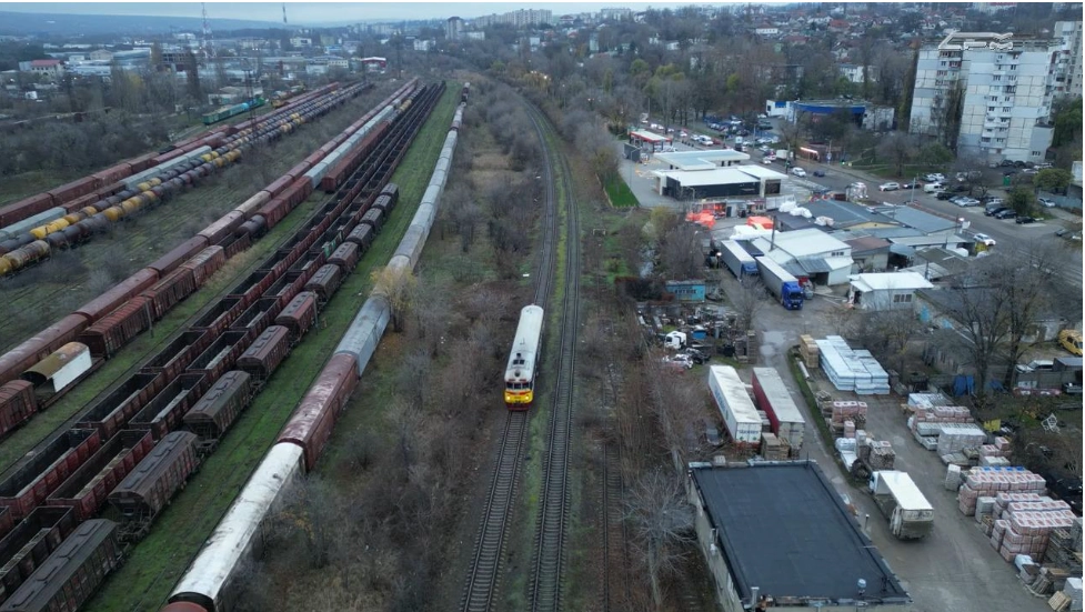 Tren spre Aeroport: test reușit pe ruta Chișinău–Revaca. Proiectul noii linii feroviare intră în etapa de pregătire