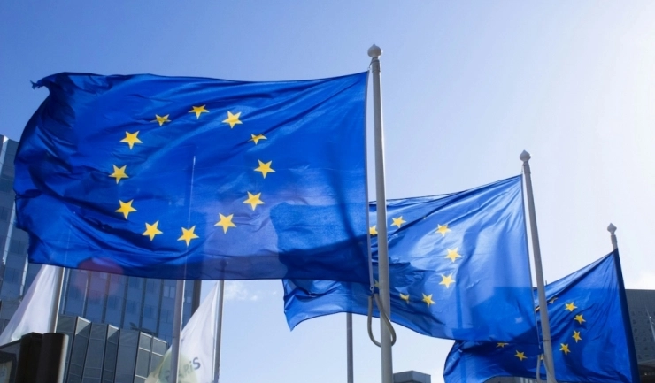 UE prelungește cu 12 luni sancțiunile împotriva Rusiei