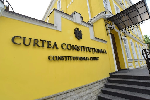Curtea Constituțională: Legea privind aplicarea măsurilor restrictive internaționale nu afectează accesul la justiție