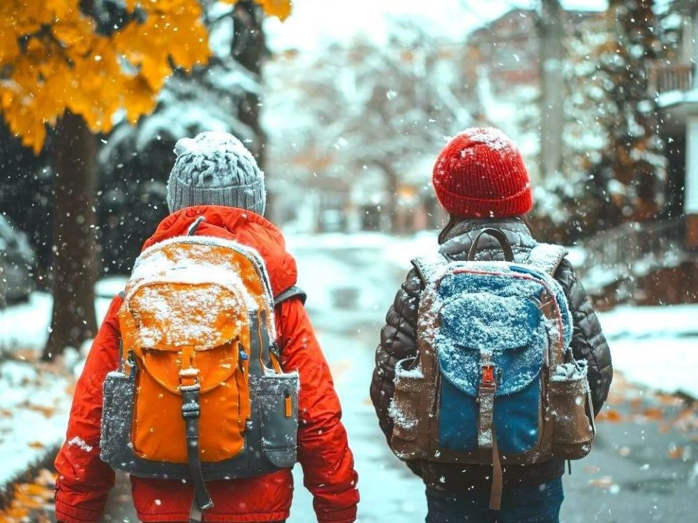 Vacanța de iarnă ar putea fi prelungită până pe 12 ianuarie în mai multe raioane