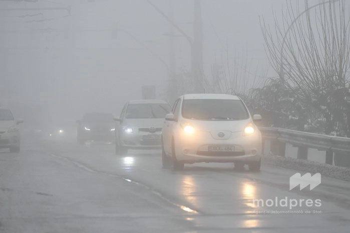 Ceață în sudul țării. Polițiștii îndeamnă șoferii să circule cu atenție