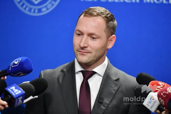 Ministrul Mediului, Gheorghe Hajder: „Nivelul poluării cu produse petroliere pe Nistru a revenit la limite admisibile. Analizăm reluarea alimentării cu apă în nordul țării”