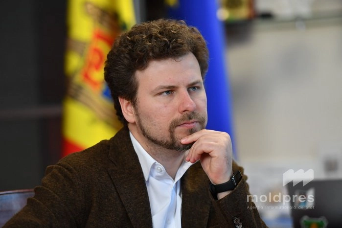 Ministrul Dan Perciun, despre realizările anului în Educație: „Programul de alimentație gratuită în școli - una dintre cele mai ample reforme cu impact social”