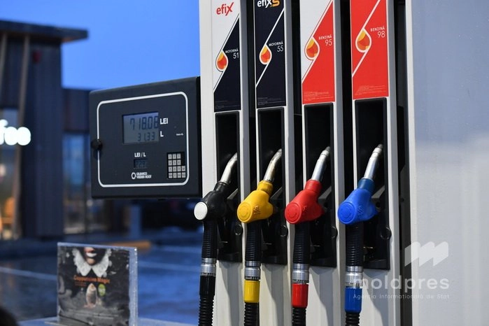 Săptămâna începe cu ieftinirea carburanților: motorina coboară sub pragul de 30 de lei