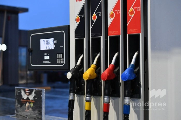 Peste 4 mii de tone de benzină și motorină, importate în ultimele zile în Republica Moldova